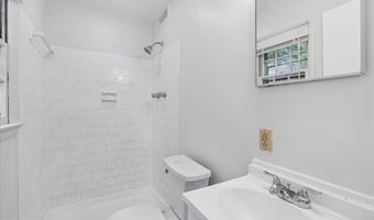 11705 BATTERSEA Dr, Beltsville, MD 20705