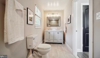 10 N HOMELAND Ave N, Annapolis, MD 21401