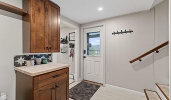 376 S Belfast Ave, Augusta, ME 04330