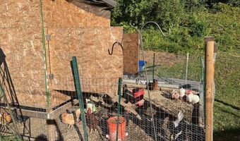 380 Daniels Crk, Banner, KY 41603