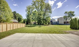 107 N Kennett Ave, Bardstown, KY 40004