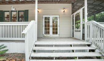 126 Mchenry Rd, Defuniak Springs, FL 32433