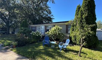 60 Flamingo Ave, Amherst, OH 44001
