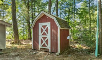 2 S Kenney Shr, Wolfeboro, NH 03894