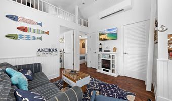 222 7TH St, Beach Haven, NJ 08008