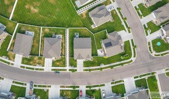 408 N Curlew Dr, Ammon, ID 83401