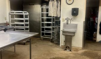 418 E Washington St, Arma, KS 66712