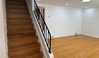 63 Norman Pl, Amherst, NY 14226