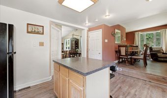 3534 WOODBURN Rd, Annandale, VA 22003