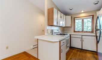 4 Scenery Ln, Johnston, RI 02919