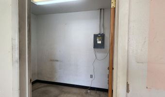 435 Park Ave, Ash Fork, AZ 86320