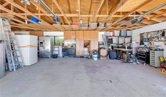 19678 Red Feather Rd, Apple Valley, CA 92307