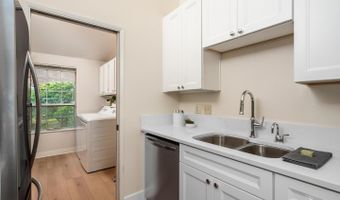 13775 SW SCHOLLS FERRY Rd 3, Beaverton, OR 97008