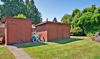 630 COLONIAL Dr, Springfield, OR 97477