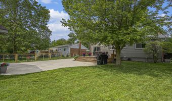 646 Dellwood Dr, Ann Arbor, MI 48103