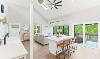 2 Falkenstein Dr 10, Alloway, NJ 07462