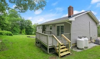 12 Cel Bret Dr, Danbury, CT 06810