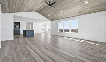 87 Yorktown Rd, Albion, ME 04910