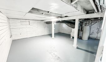 3631 Andover Rd, Anderson, IN 46013