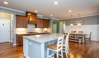 3913 Chapel Oak Dr, Apex, NC 27502