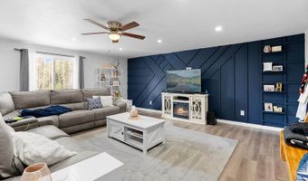 682 Latigo Ln, Bigfork, MT 59911