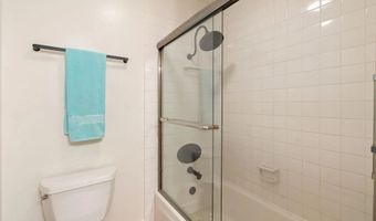 6221 BRYNWOOD Ct, San Diego, CA 92120