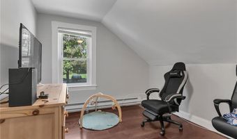 19 Hardwick St, Cumberland, RI 02864