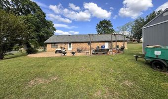 23 B St, Bay Springs, MS 39422