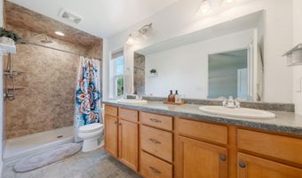 2184 W NOELLE Ln, Appleton, WI 54913