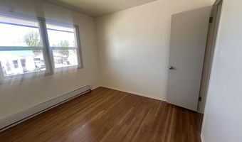 17 Frontier St, Diamondville, WY 83116