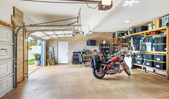 1172 LANI NU ' U St, Kalaheo, HI 96741