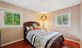 948 Norwood Ave, Anoka, MN 55303