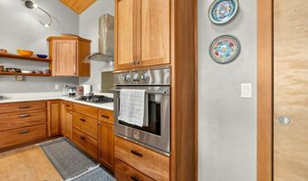 2026 Ashland Mine Rd, Ashland, OR 97520