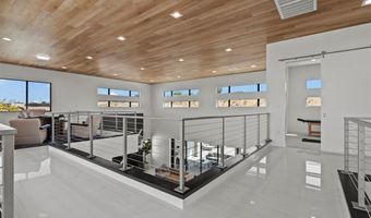82 Glade Hollow Dr, Las Vegas, NV 89135