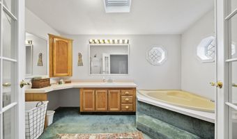 301 Hidden River Dr, Adrian, MI 49221