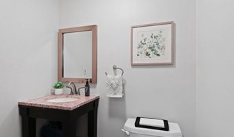1453 N LONGFELLOW St, Arlington, VA 22205