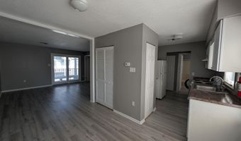 12 Galleon Ct, Atlantic City, NJ 08401