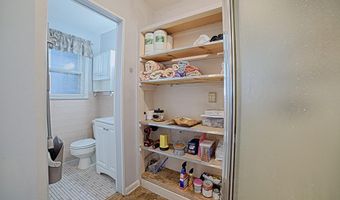 399 HILLTOP Ln, Annapolis, MD 21403