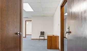 600 Commerce Dr, Coraopolis, PA 15108