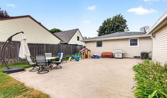 1645 E ROELAND Ave, Appleton, WI 54915