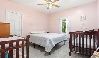 606 E Main St, Albion, IN 46701