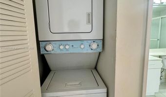 3300 NE 191st St 1106, Aventura, FL 33180