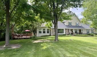 W2530 BROOKHAVEN Drive, Appleton, WI 54915