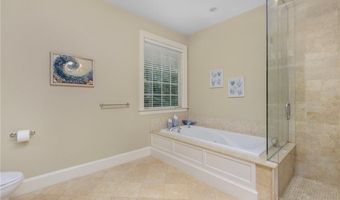 70 Great Rd, East Greenwich, RI 02818