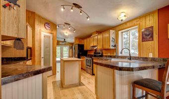 201 Lollipop Ln, Bellevue, ID 83313