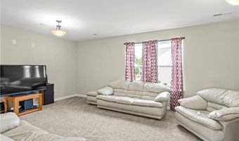 108 Sprucewood Ct, Advance, NC 27006