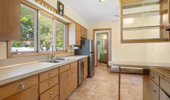 105 21st St NW, Austin, MN 55912