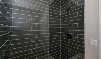 313 W Boxthorn, Andover, KS 67002