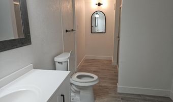 1584 N WOOD St, Casa Grande, AZ 85122