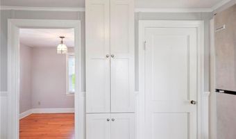 243 Col John Gardner Rd, Narragansett, RI 02882